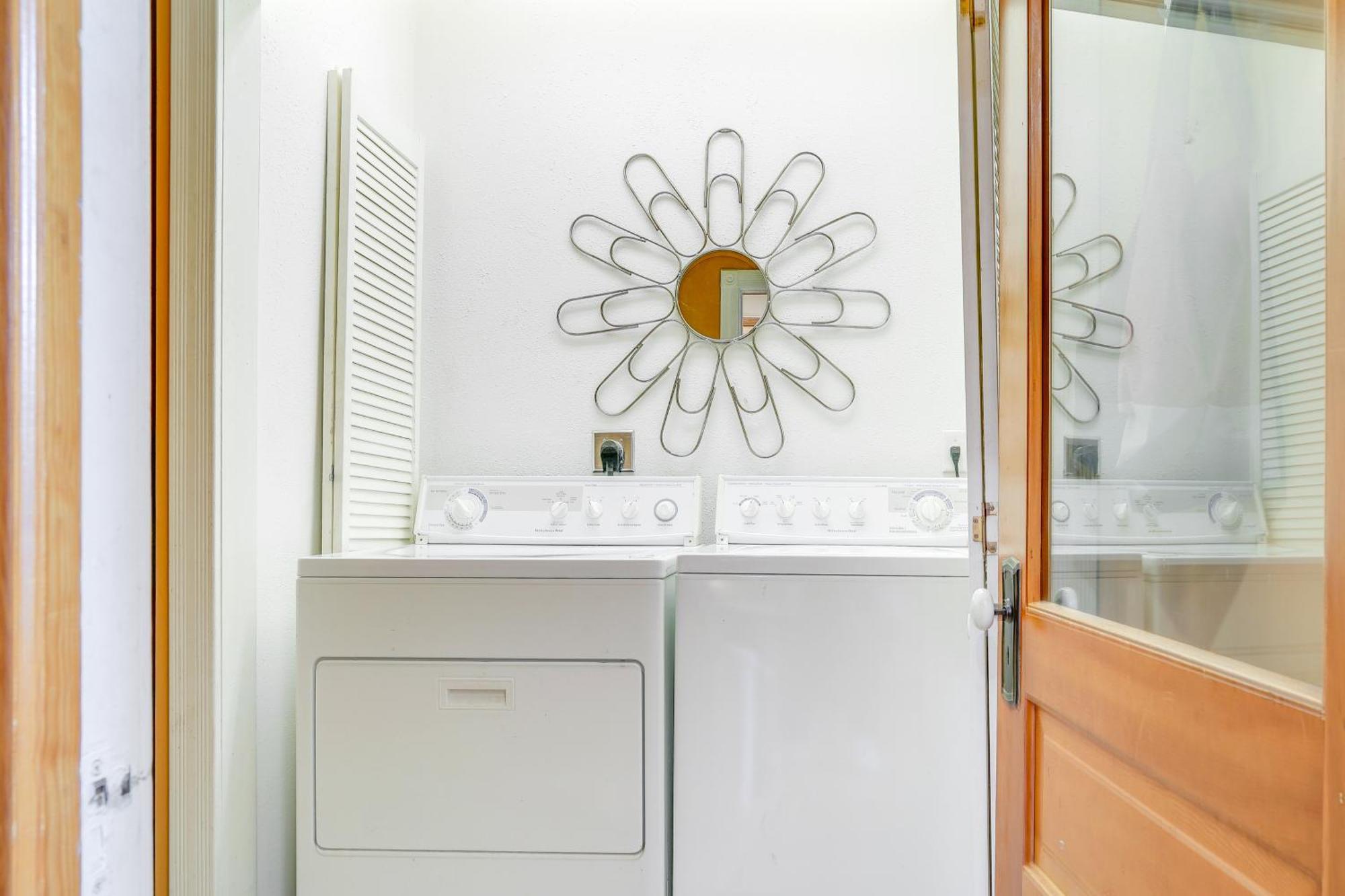 Eau Claire Retreat Close To Chippewa Riverfront! المظهر الخارجي الصورة